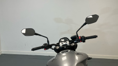 Triumph Street Triple R (23MY)